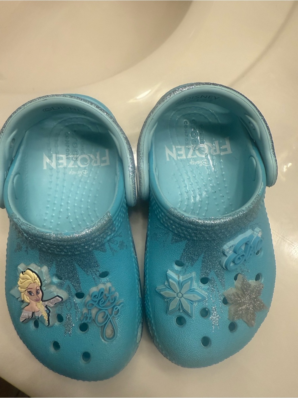 CROCS Frozen Kids Light Blue Frozen Elsa Clog Sandals - Picture 2 of 8